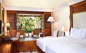 Nusa Dua Beach Hotel y Spa